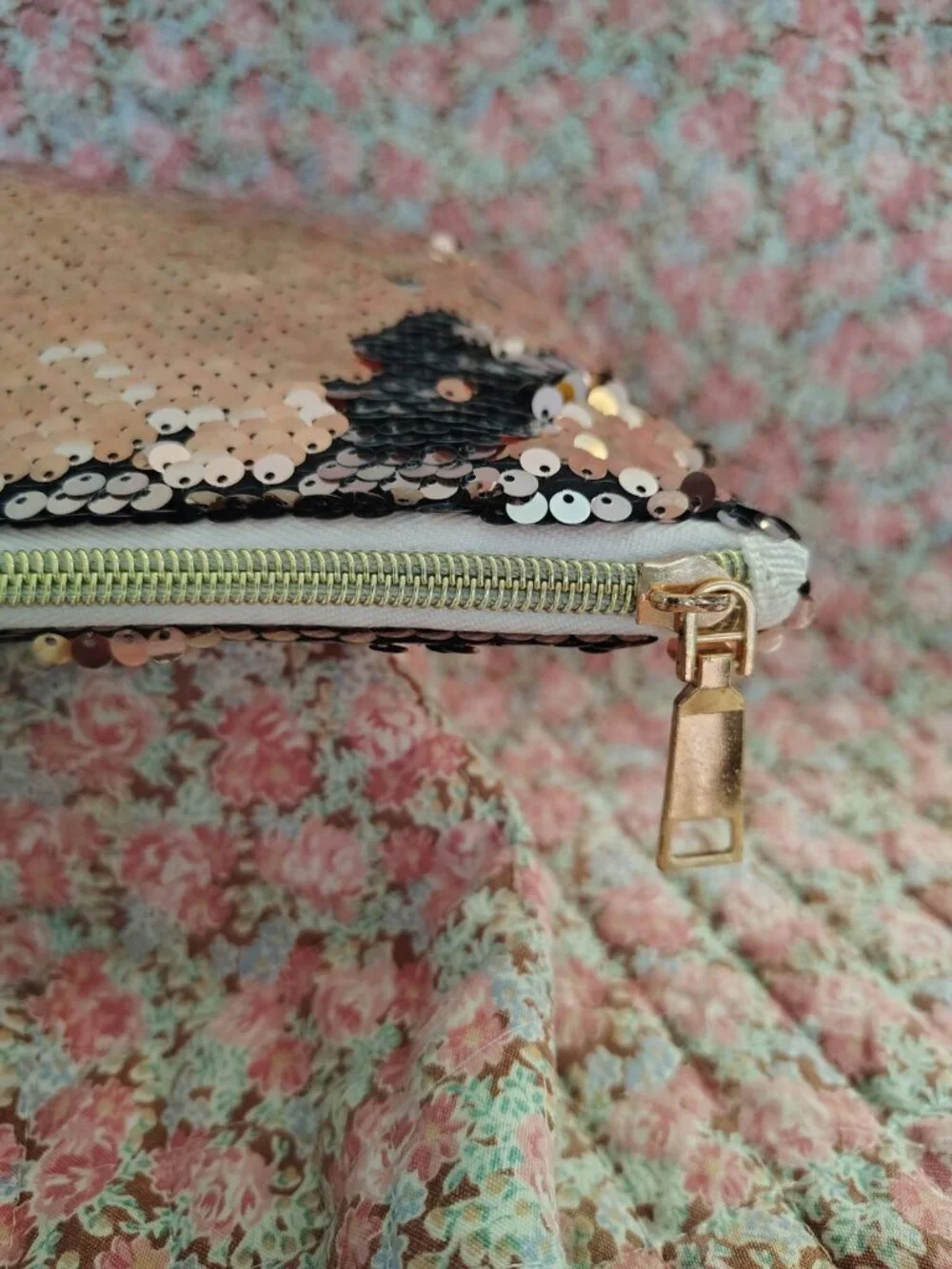 NWOT Large Pink Silver Sequin Makeup Bag Clutch